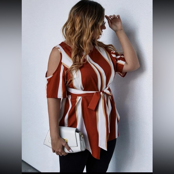 Color Block Cold Shoulder Blouse - Picture 8 of 12